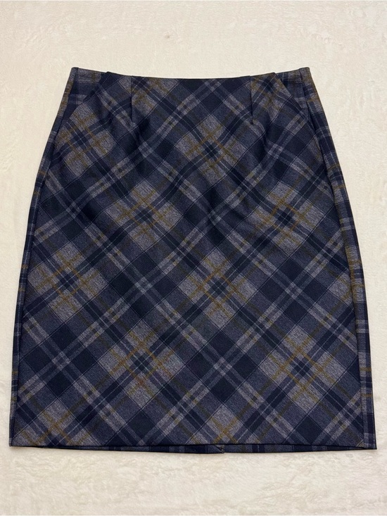 CAbi Dresses & Skirts - CAbi Plaid Straight & Pencil Skirt Gray Yellow Black Women's Size 2 With Pockets